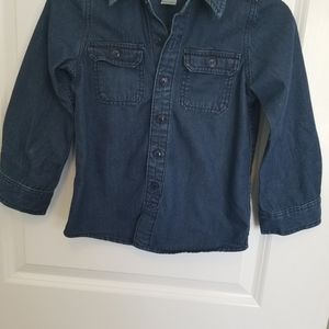Botton down beautiful shirt